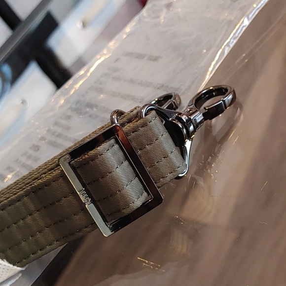 Lug 1" Strap - Picture 2 of 3